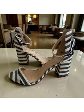VINCE CAMUTO Blue White Striped Sandals Heels Size 11 NEW NWOB